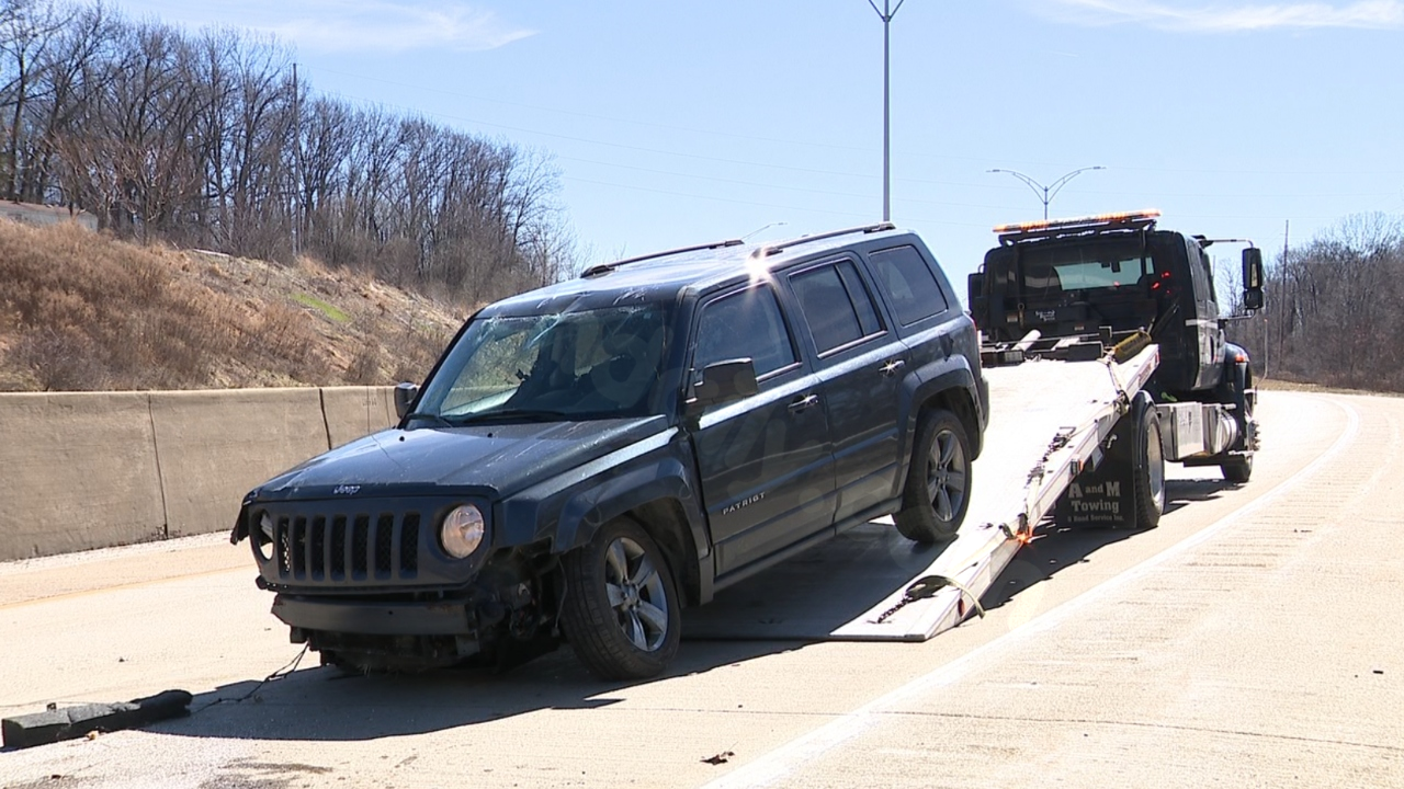 Crash closes part of State Route 711