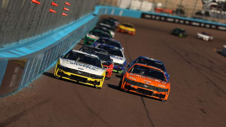 NASCAR Cup Series Phoenix Race Marked by Crashes, Tire Issues