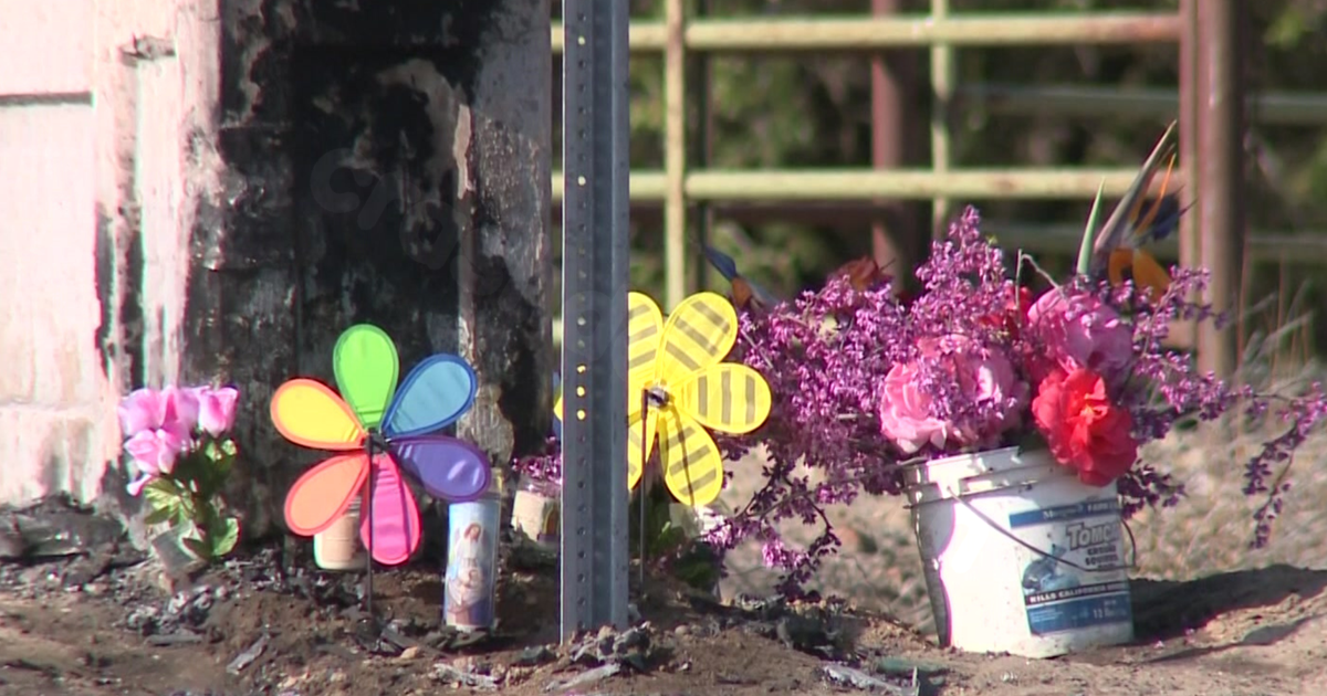 Memorial grows after crash kills Oakdale parents, two daughters in Stanislaus County