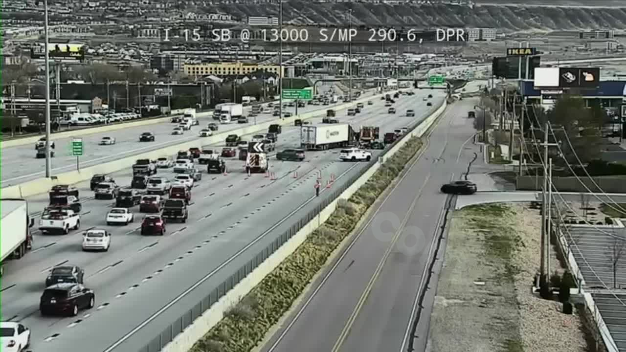 One injured after crash on southbound I-15 near Draper