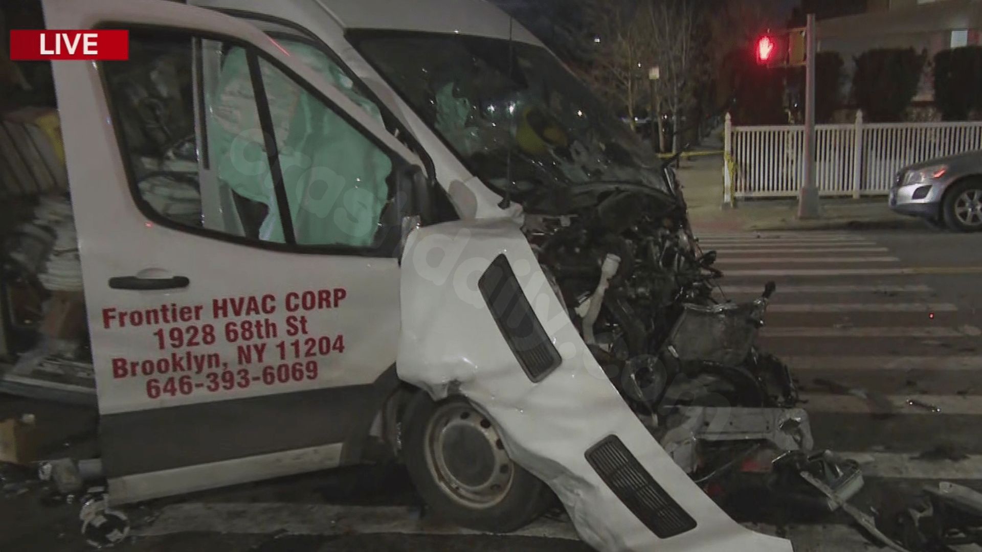 Chain reaction crash with FDNY truck leaves 1 dead and multiple injured: police