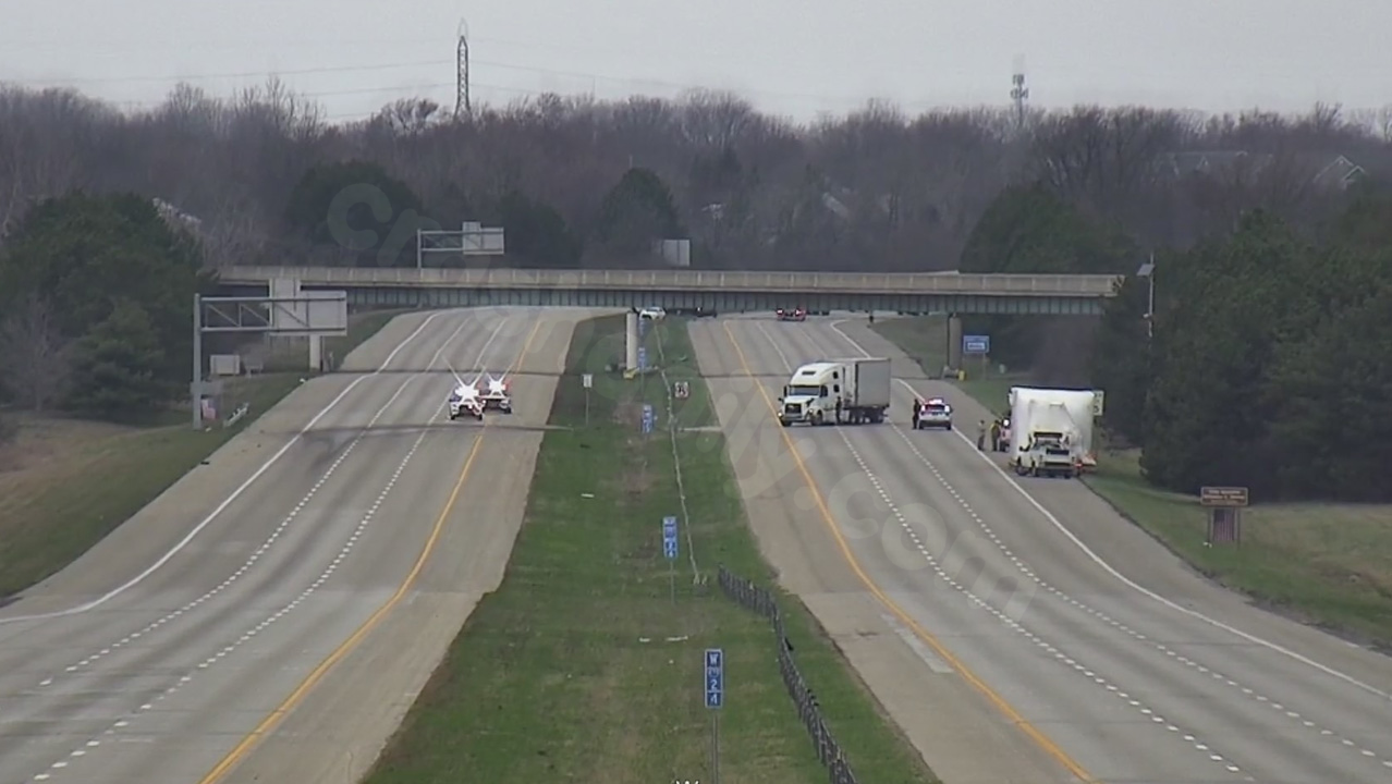 Driver killed in serious I-270 crash near southwest Columbus involving dump truck
