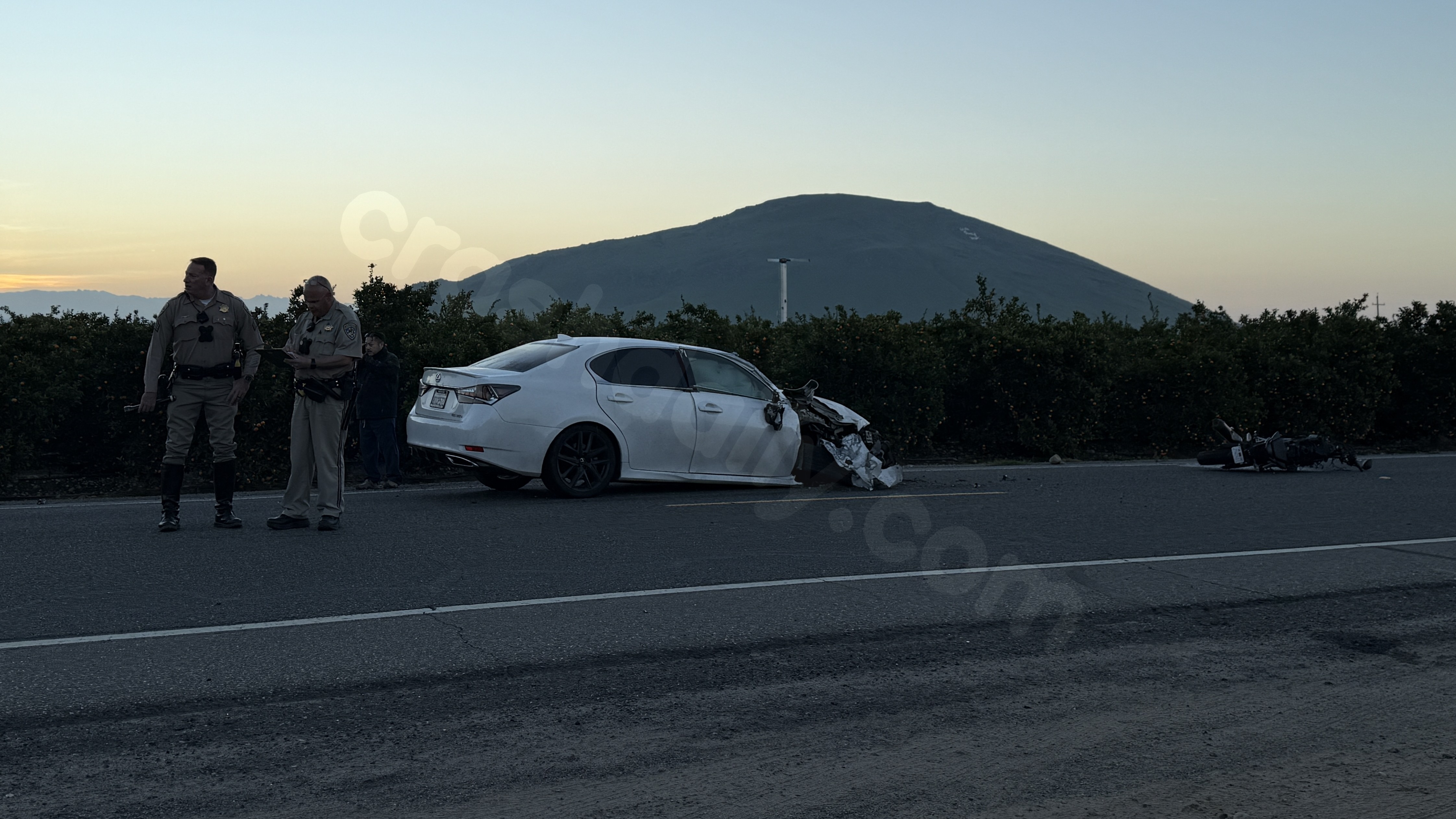 Motorcyclist killed after crash with Lexus in Fresno County