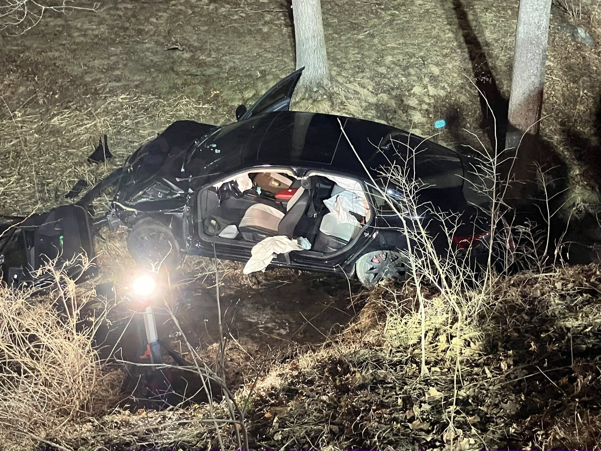 6 people hospitalized after crash in Farmington