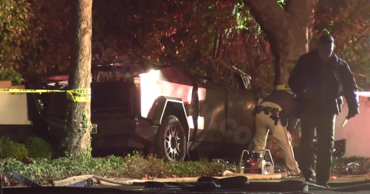 Student who survived deadly Tesla Cybertruck crash in California sues automaker