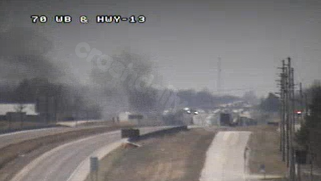 Deadly crash with multiple tractor-trailers closes Interstate 70 in Lafayette County
