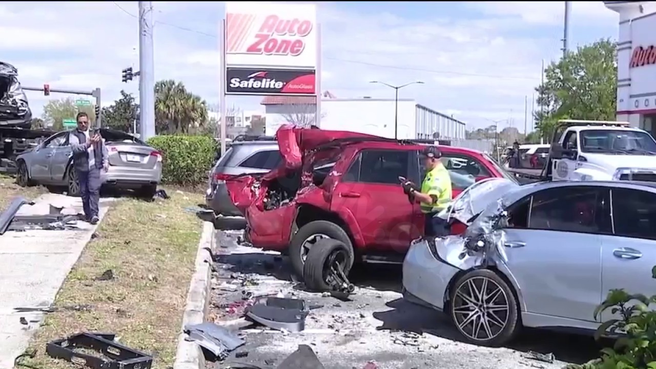 Wild crash in Osceola County sends 3 to hospital, leaves 6 cars damaged