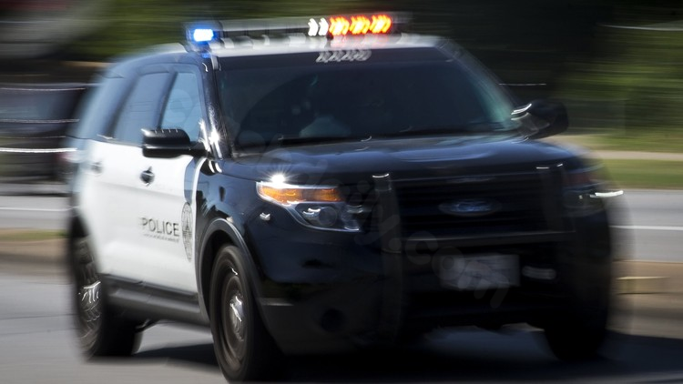Newborn dies after pregnant passenger injured in Austin crash