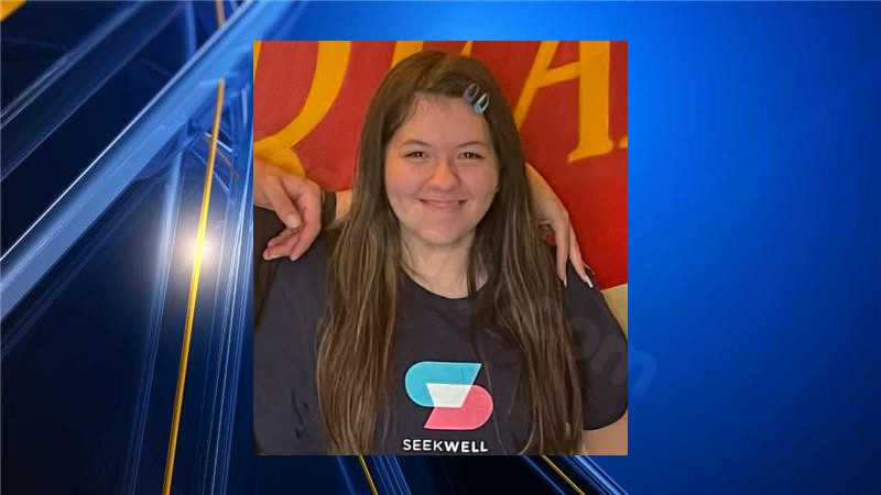 Teen dies from injuries in East El Paso crash