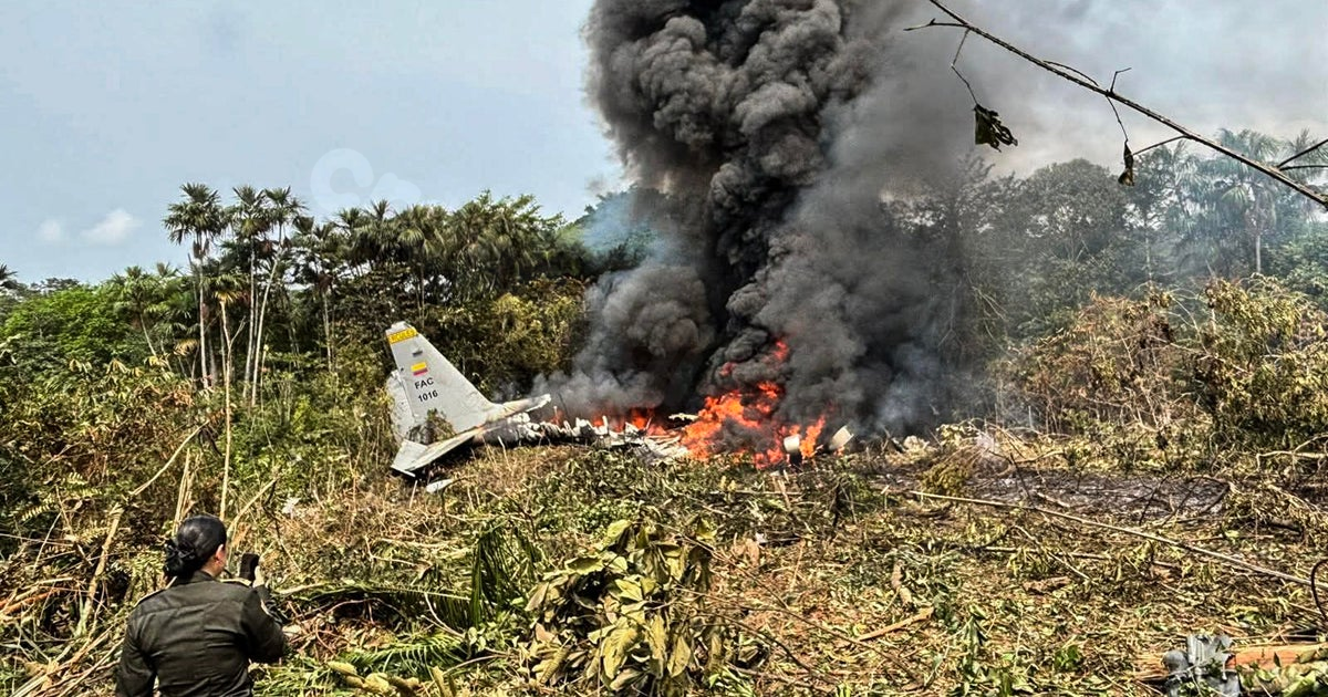Dozens feared dead in military plane crash in southwestern Colombia