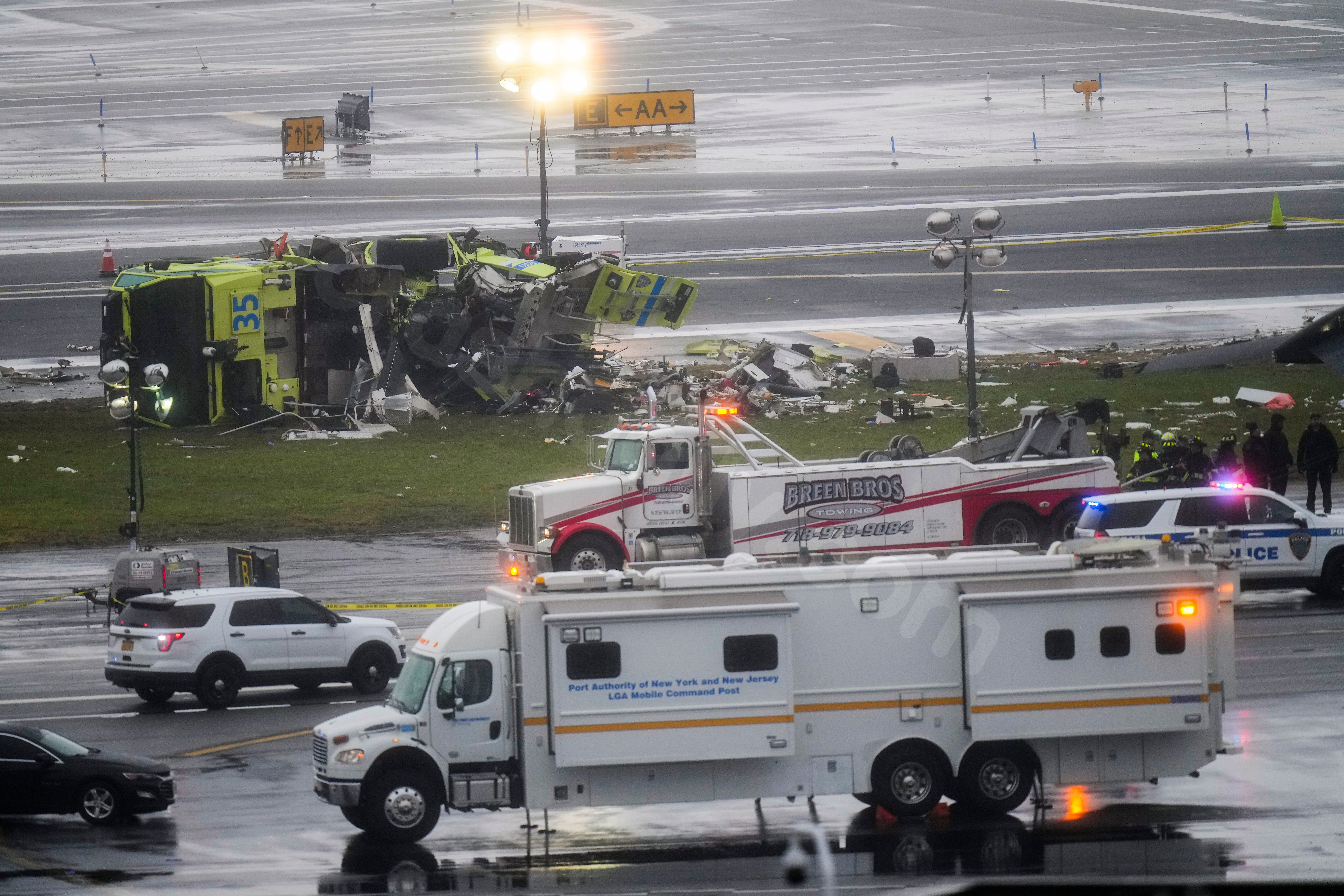 Firefighters involved in LaGuardia plane crash recovering at hospital
