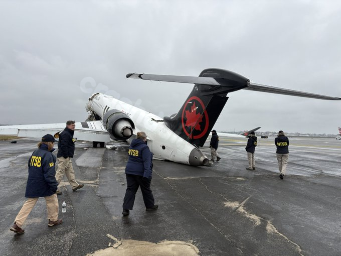 Live: Updates on fatal crash at LaGuardia Airport from Transportation Sec.