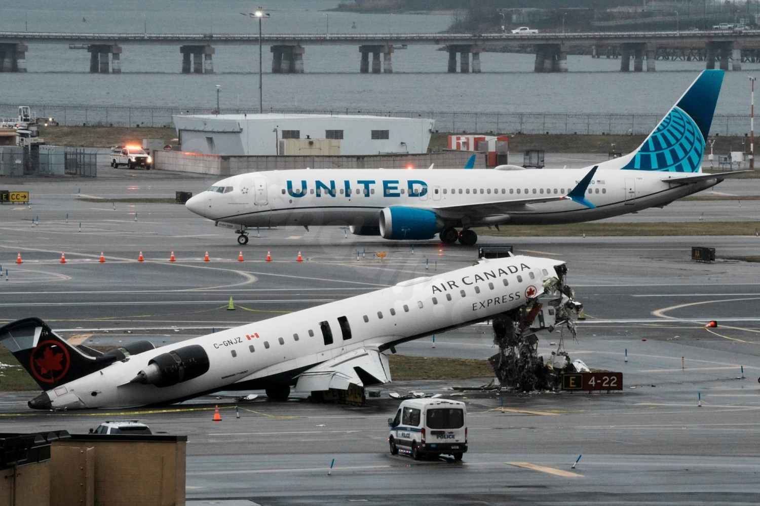 Two pilots killed in New York runway collision as Trump sends ICE to airports