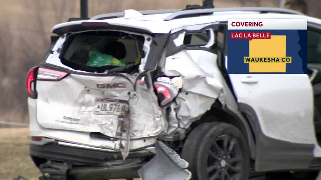 10-year-old boy killed in crash near Oconomowoc