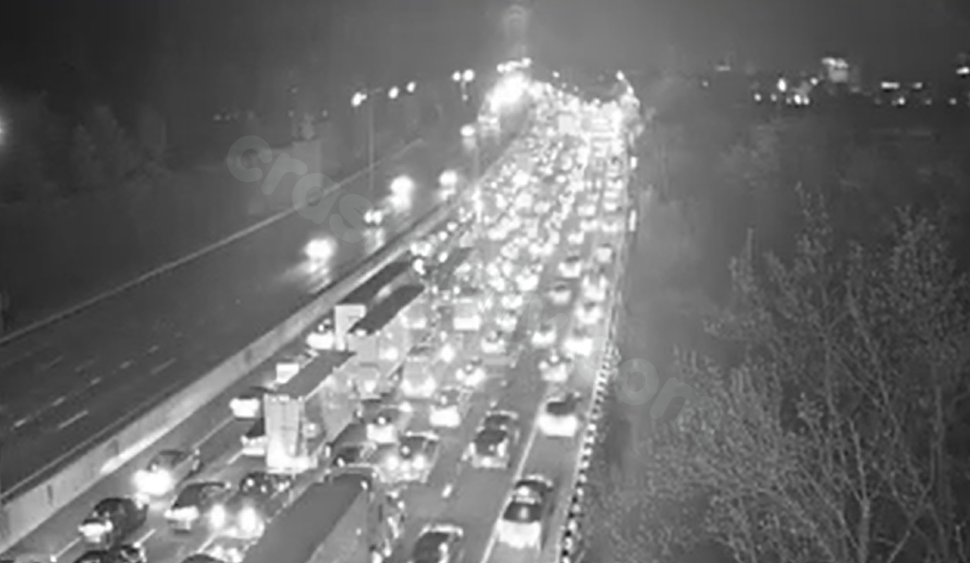 Crash on I-95 in Fairfax County closes all southbound lanes