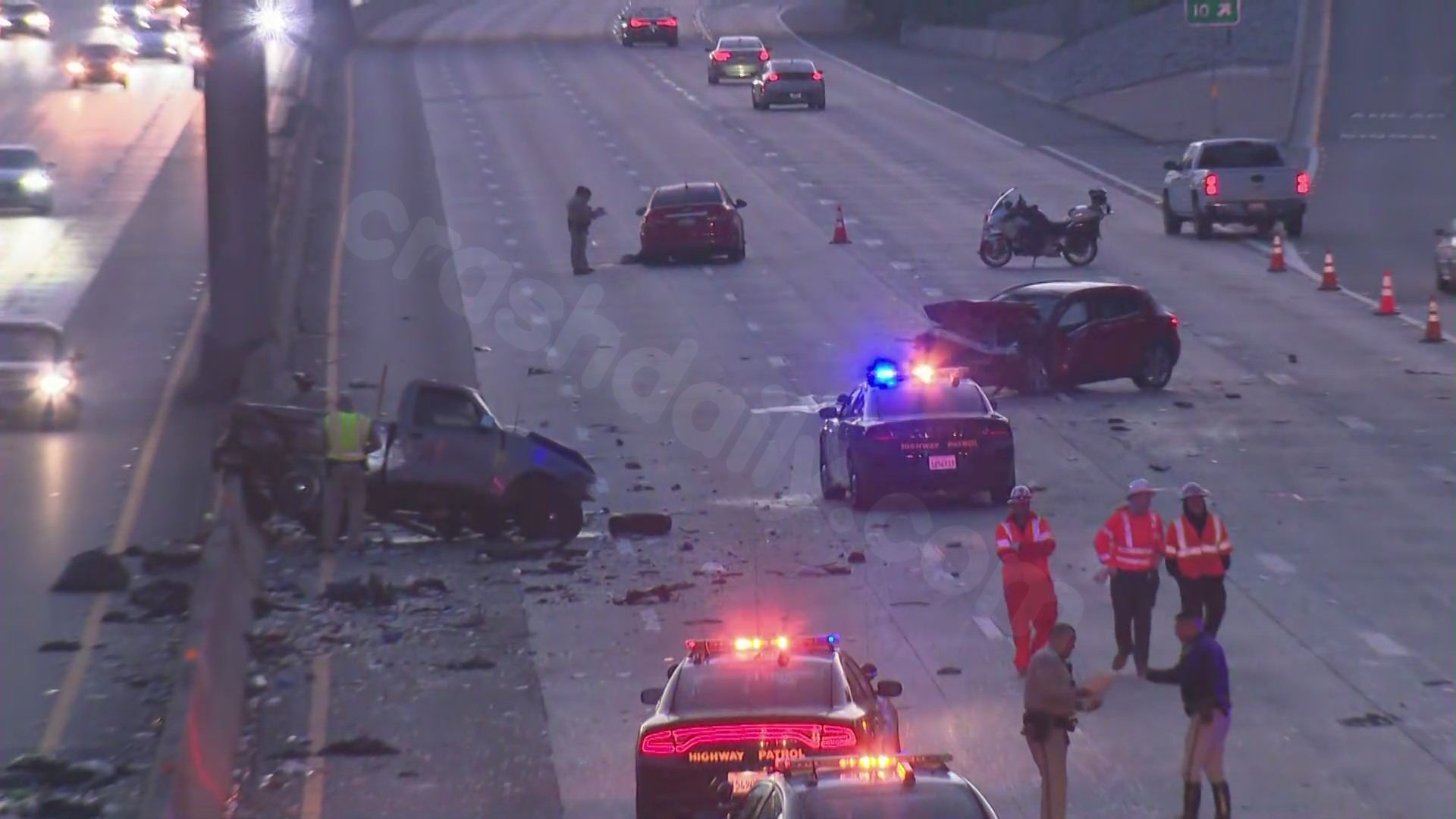 5-vehicle crash on 10 Freeway leaves at least 1 dead
