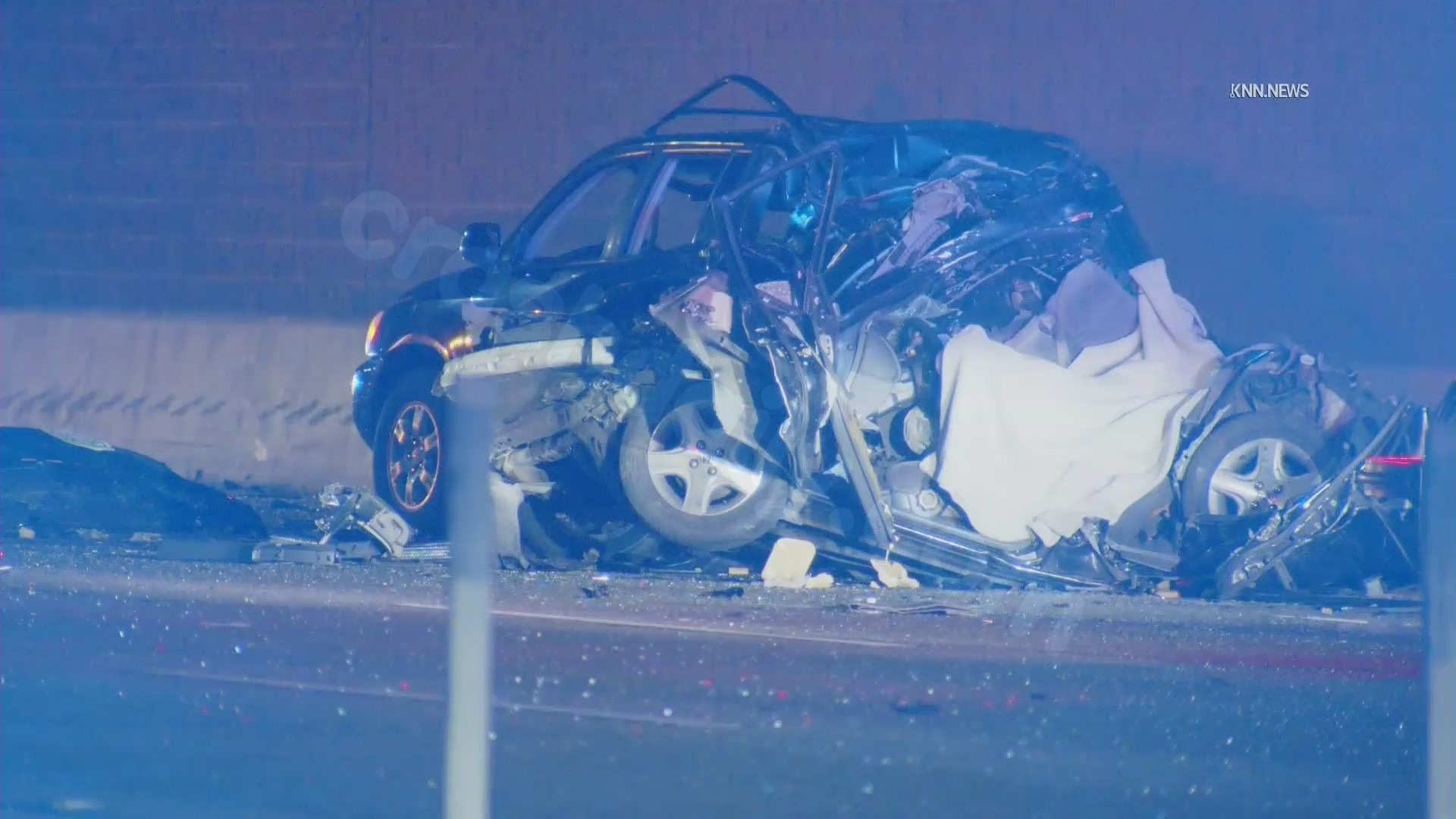 Deadly crash blocks all lanes of 10 Freeway in Ontario