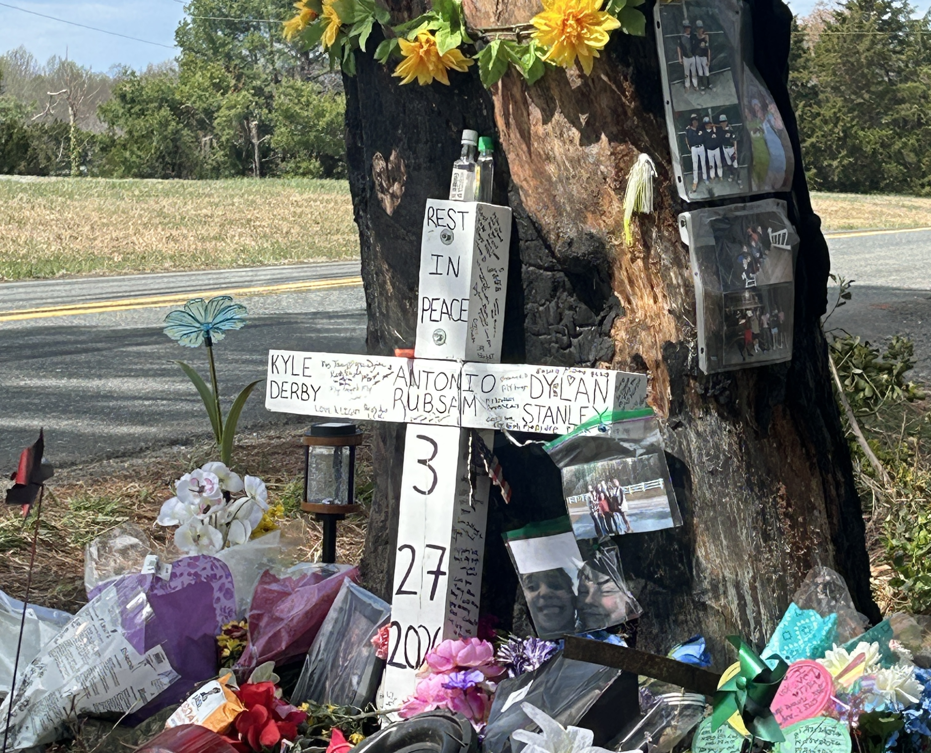 Community remembers Spotsylvania High School seniors killed in crash