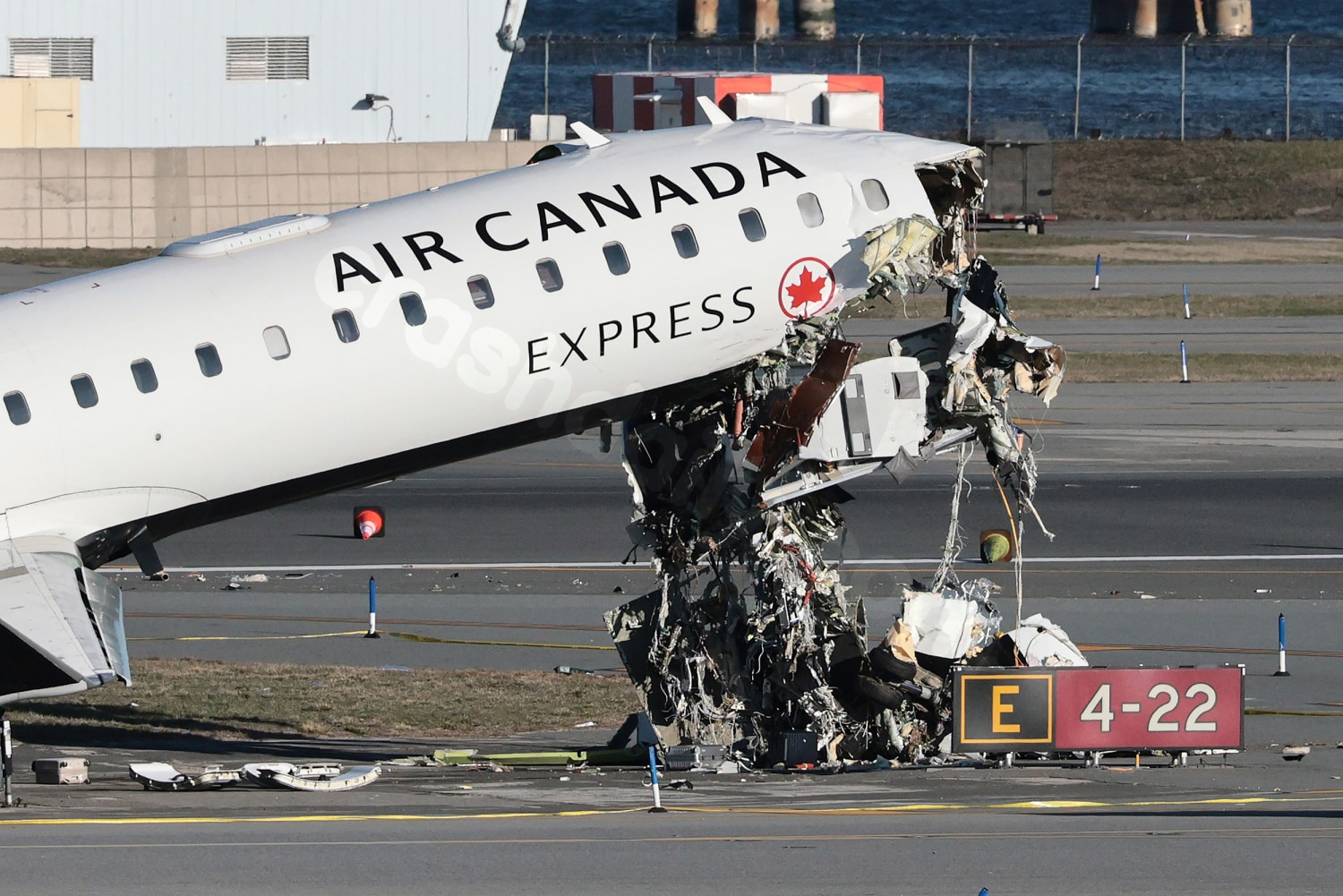LaGuardia controller staffing may have violated procedures on night of collision, document shows