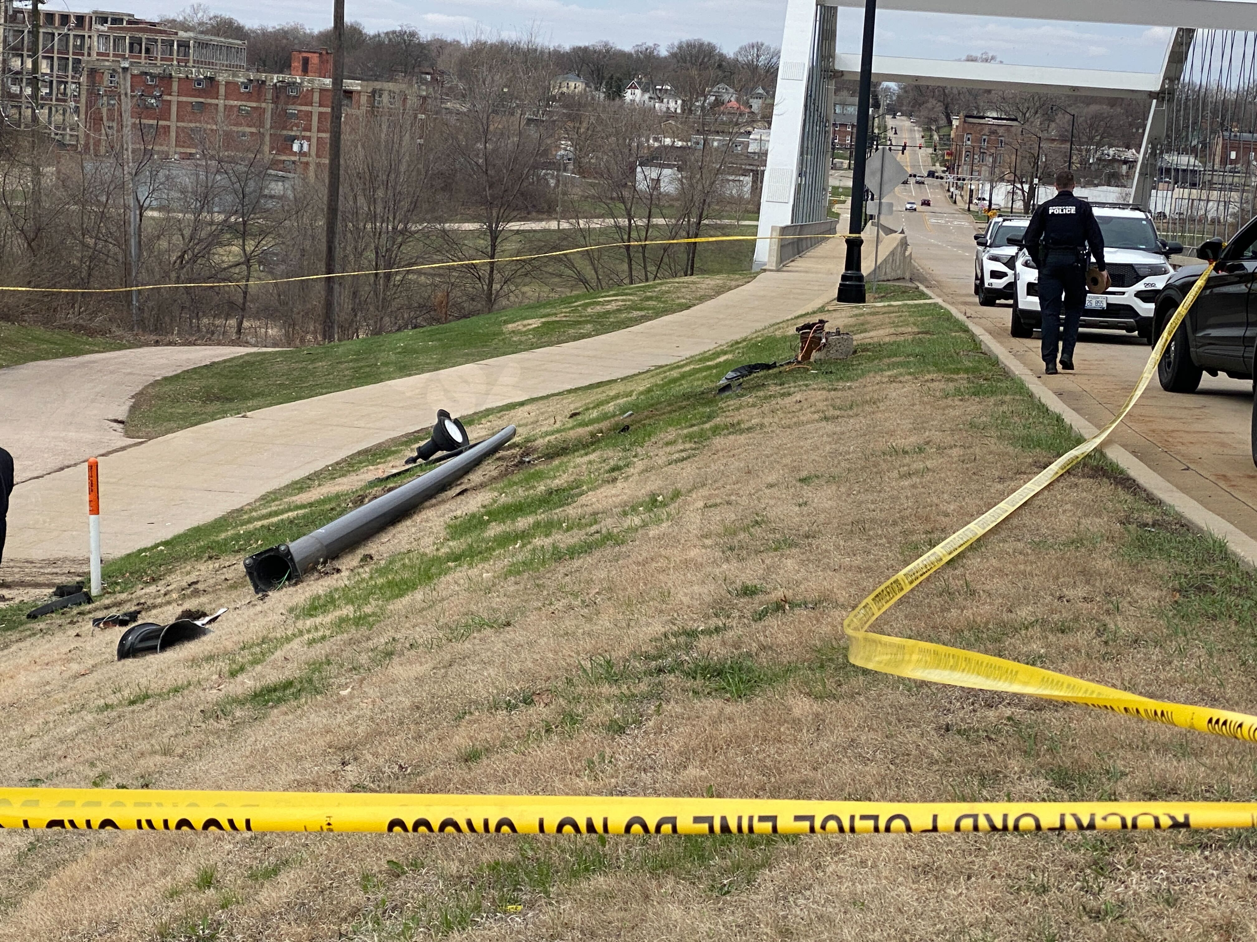 Fatal single-vehicle crash in Rockford claims life of 38-year-old driver, police say