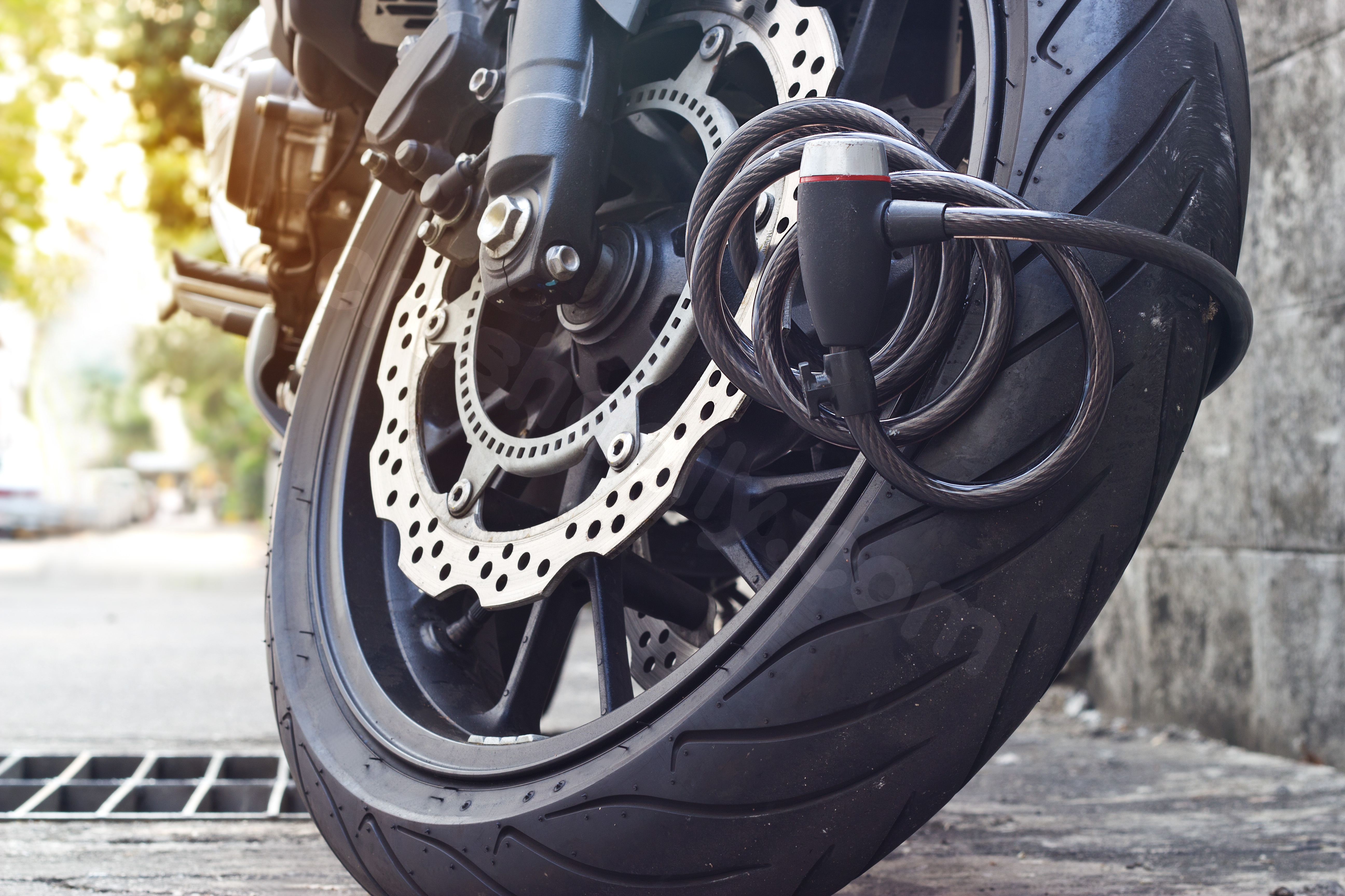 Motorcyclist dies in St. Charles County crash
