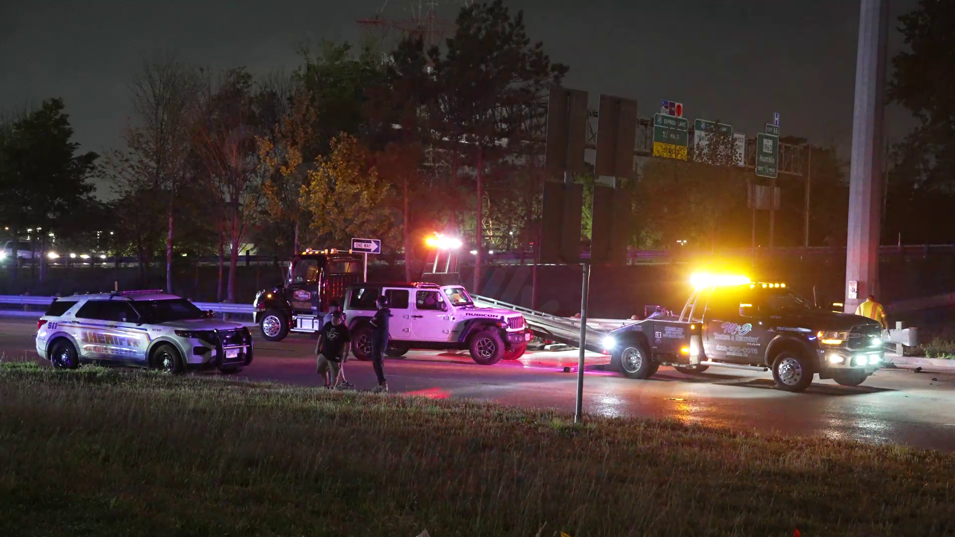 North Freeway feeder in Spring reopens following crash; man in critical condition