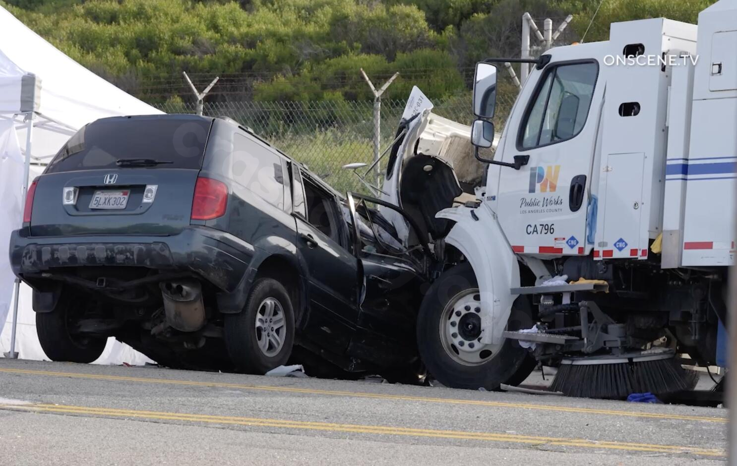 Crash of Honda SUV and street-sweeper truck in Playa del Rey ends in fatality