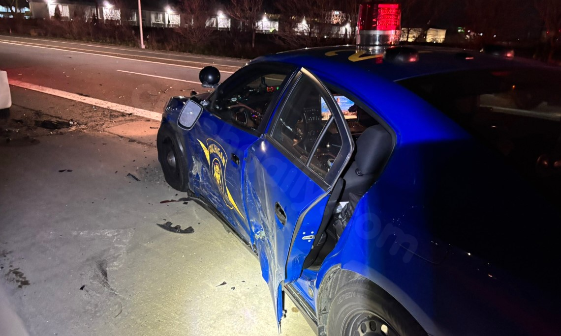 MSP trooper injured after driver crashes into patrol car on I-94