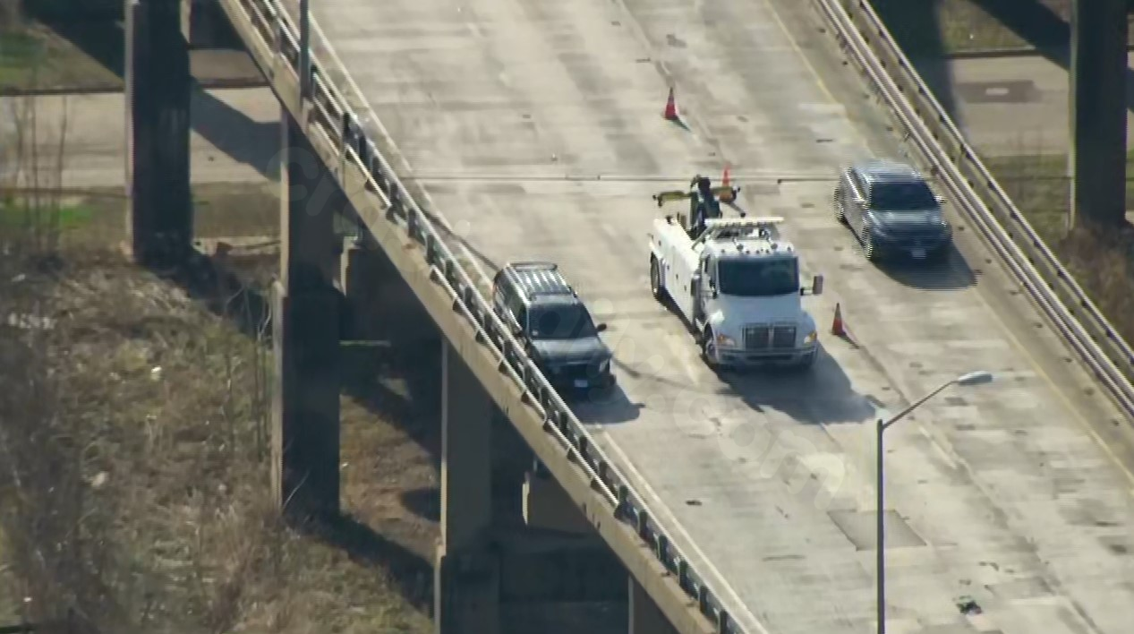 I-80 crash leaves driver dead, lane closures in Joliet, police say