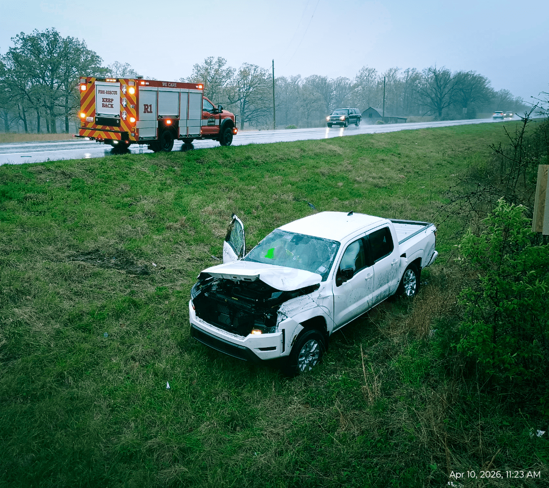 Emergency crews respond to rollover crash in Joplin