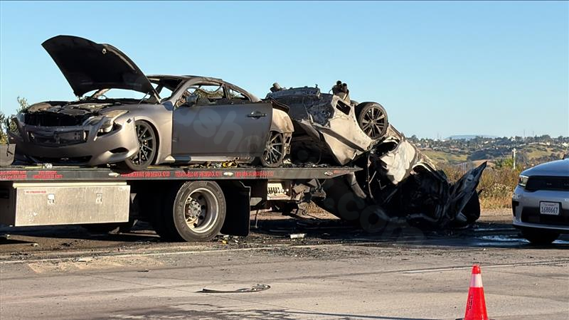 1 person dead after fiery crash on SR-54 leaves Spring Valley traffic at a standstill