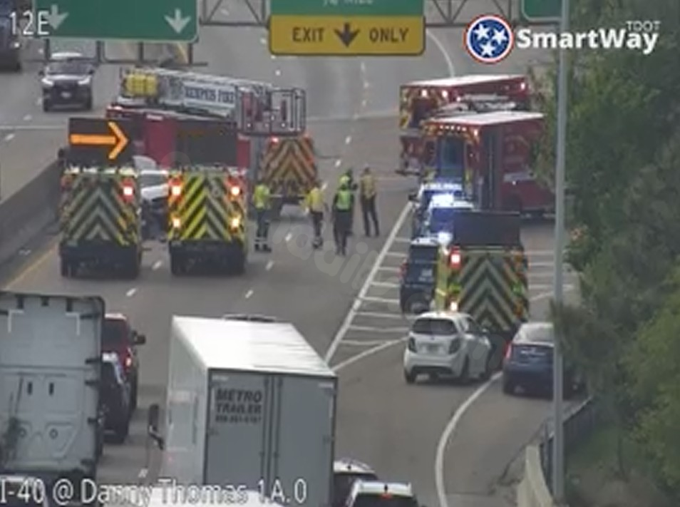 Multi-vehicle crash shuts down most of westbound I-40 in Memphis