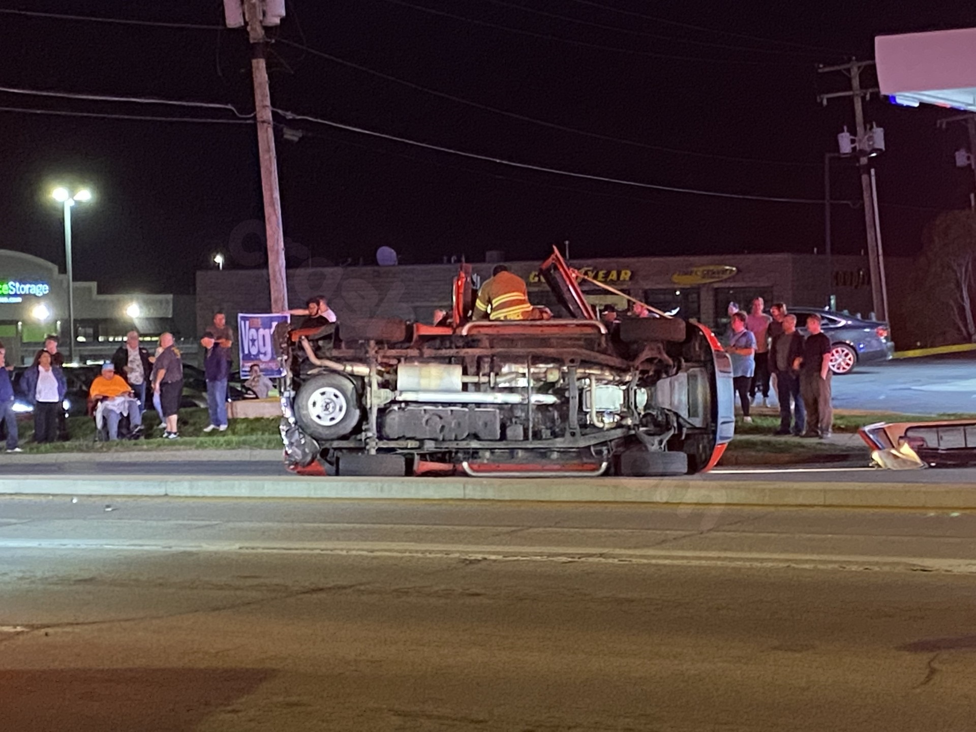 Multiple vehicles, one flipped in crash in northeast Fort Wayne