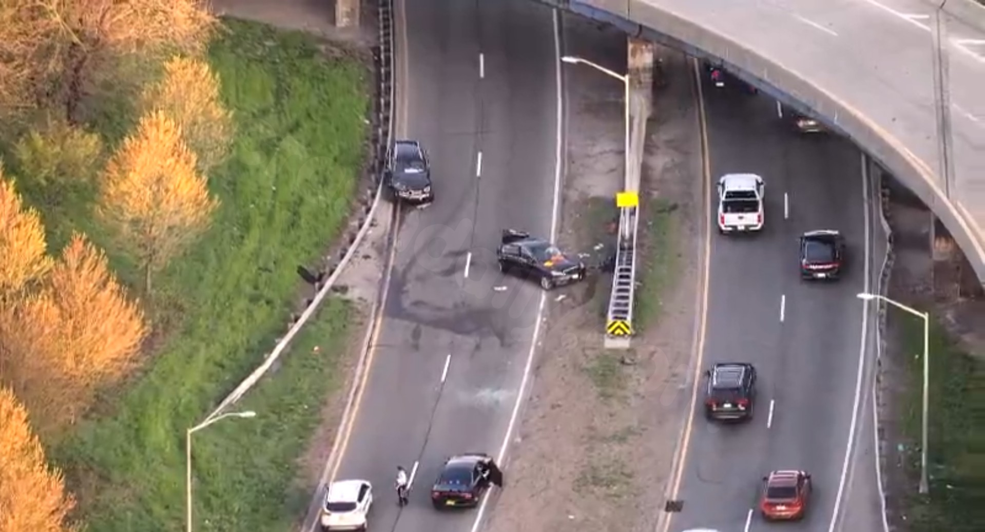 Driver in critical condition after Grand Central Parkway crash
