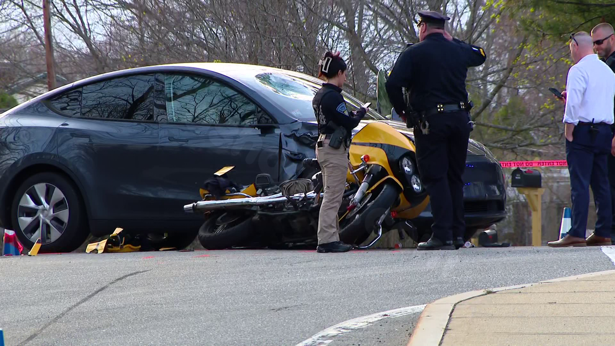 Motorcycle crash in Mass. town prompts hourslong road closure