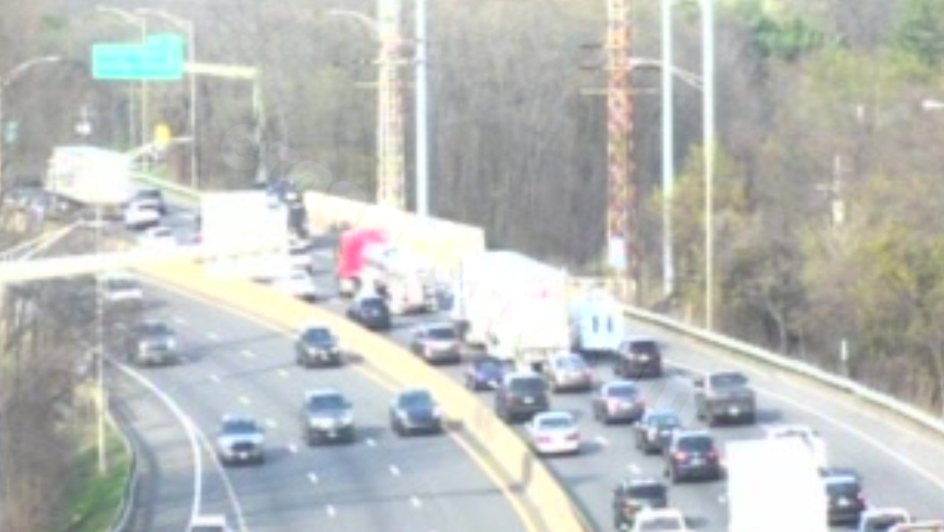Serious injuries reported in Milford motorcycle crash on I-95, police say