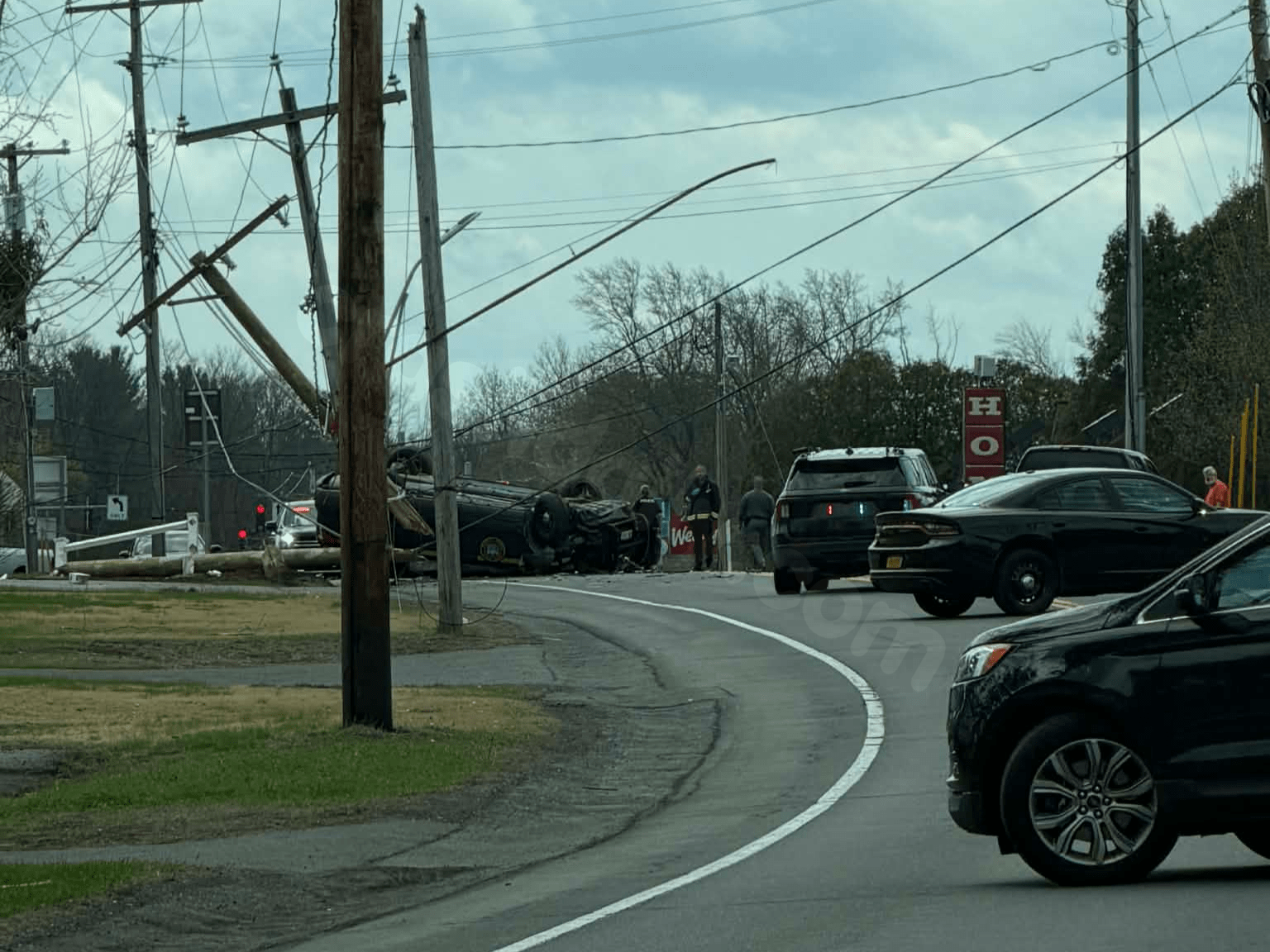 Trooper-involved car crash closes part of State Route 50 in Glenville