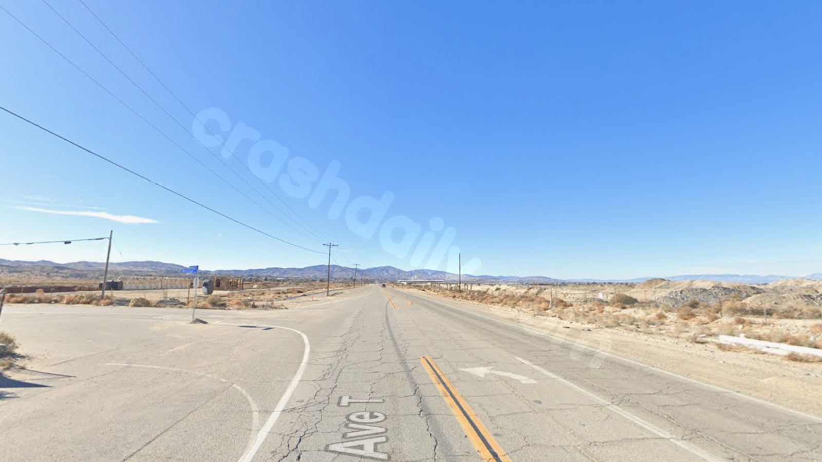 1 killed, 1 in critical condition after wrong-way crash in Palmdale