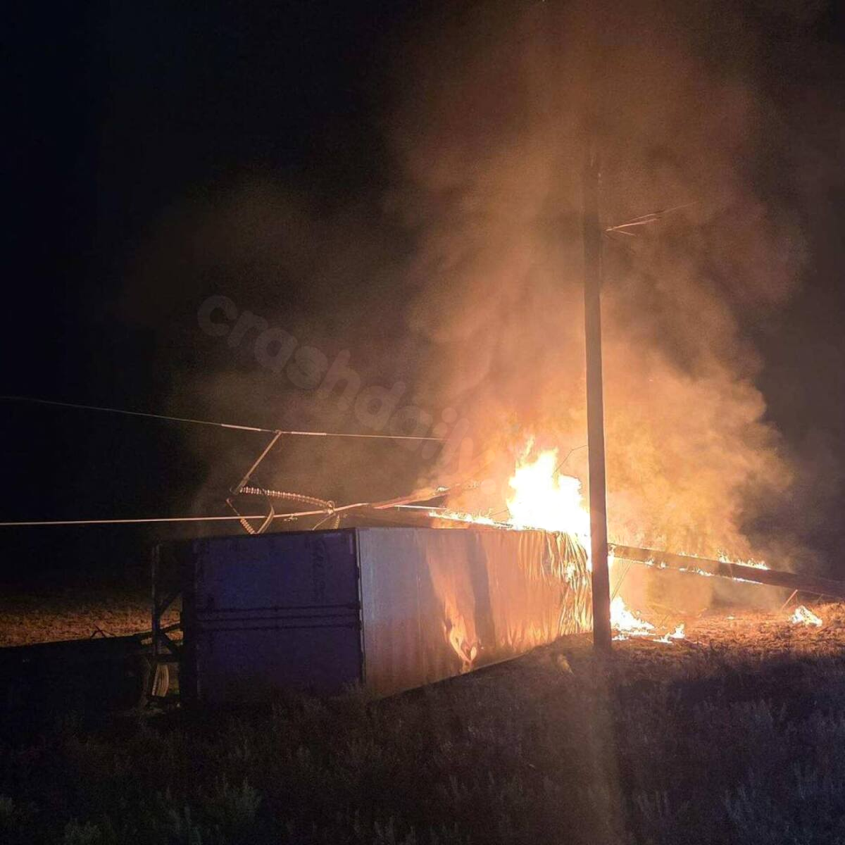 Crash prompts large power and water outage in Seligman, northwestern Arizona