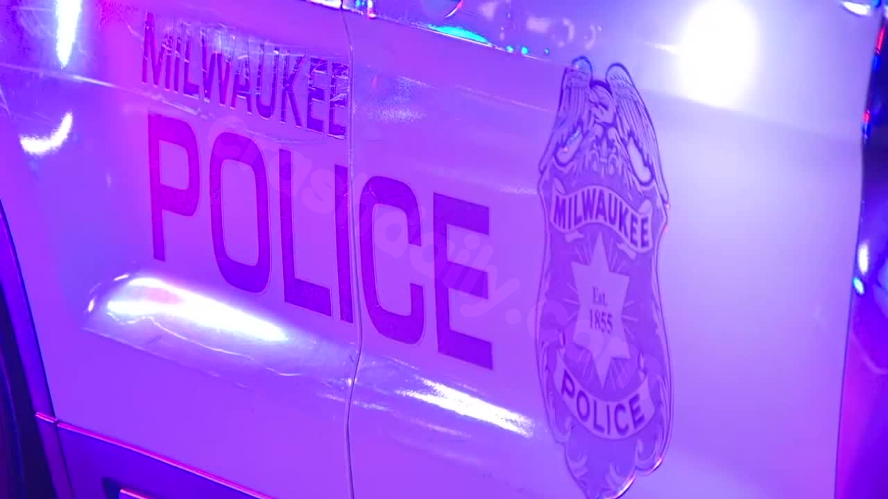 Milwaukee fatal crash; vehicle collides with pillar, catches fire