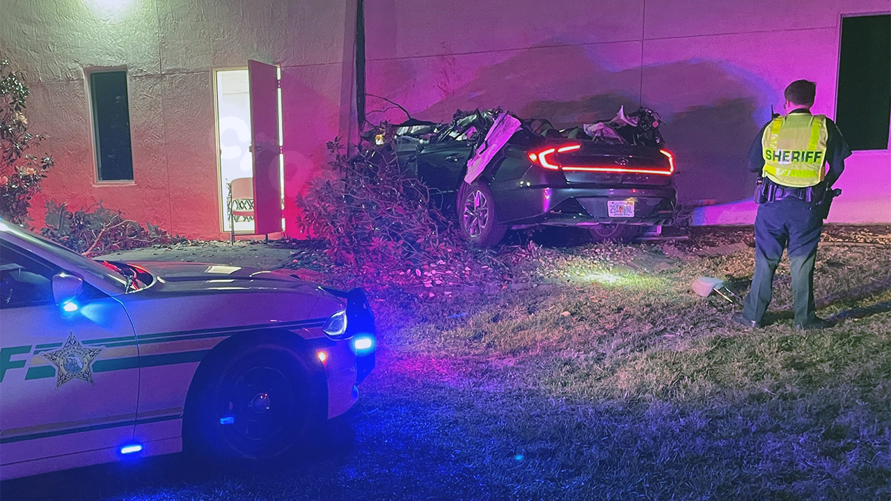 Florida woman killed after car hits and goes under semi-truck, crashes into church near Haines City: PCSO