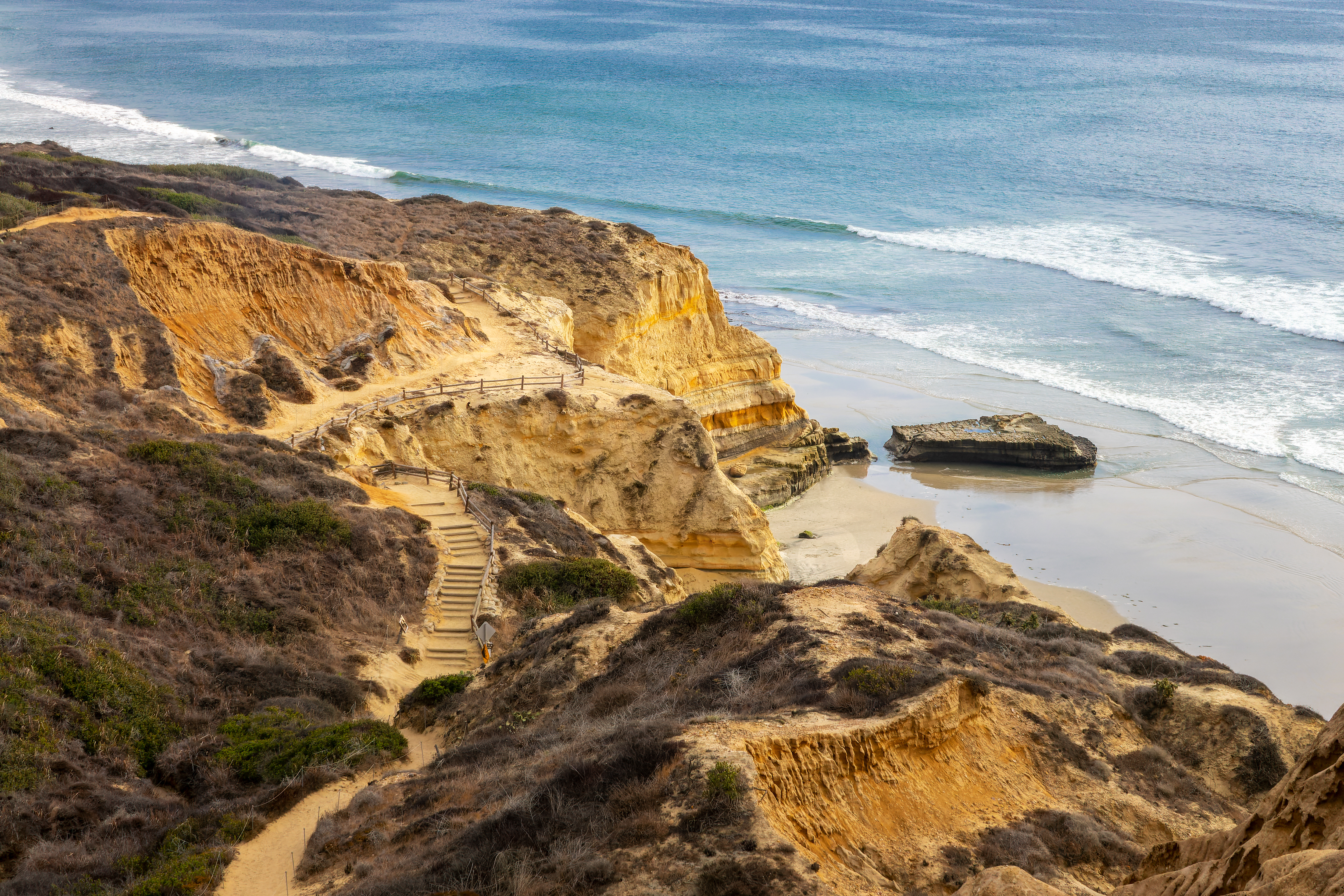Hang gliding accident at Torrey Pines prompts rescue operation