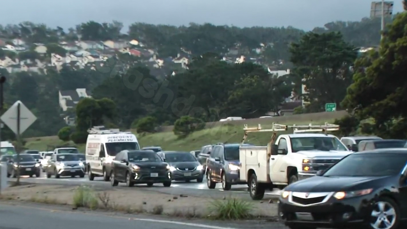 Fiery Tesla crash on NB I-280 in Daly City blocks lanes