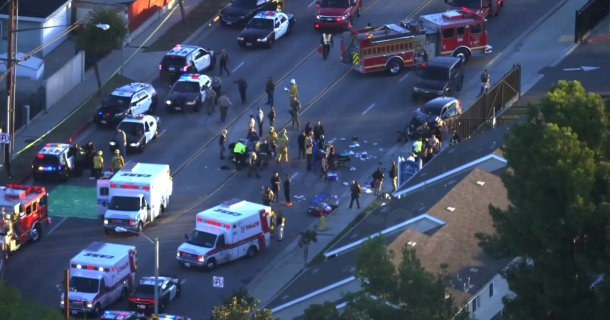 Man pleads guilty for crash that killed Los Angeles County sheriff's recruit, injured two dozen others