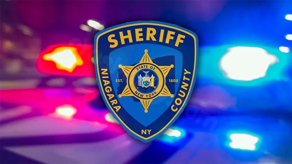 2 killed in rollover crash on Ridge Road in Lockport