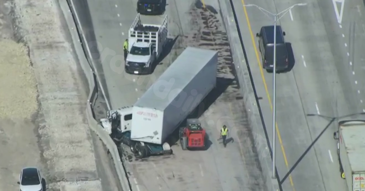 Eastbound I-80 shut down at I-55 after crash near Joliet