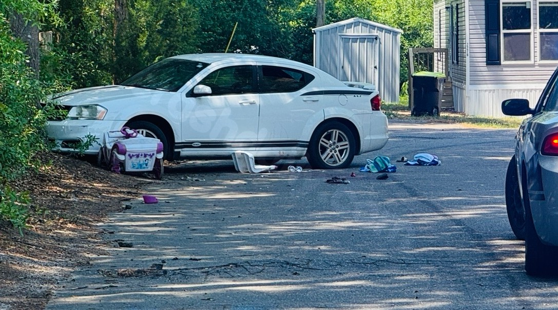 Toddler dies, 2nd child injured after pair hit by car in Cumberland County in Gray’s Creek community