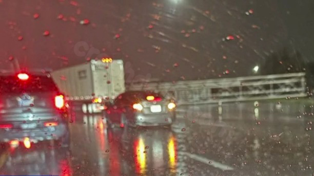 Witness shares video following deadly crash on I-35 that took out interstate sign