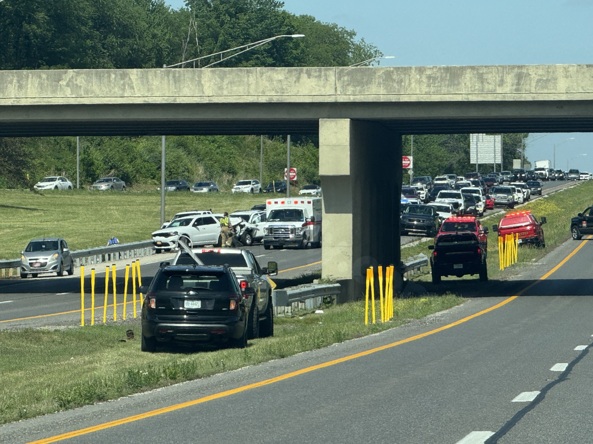 Crews on scene of a multi-vehicle accident in Daviess County