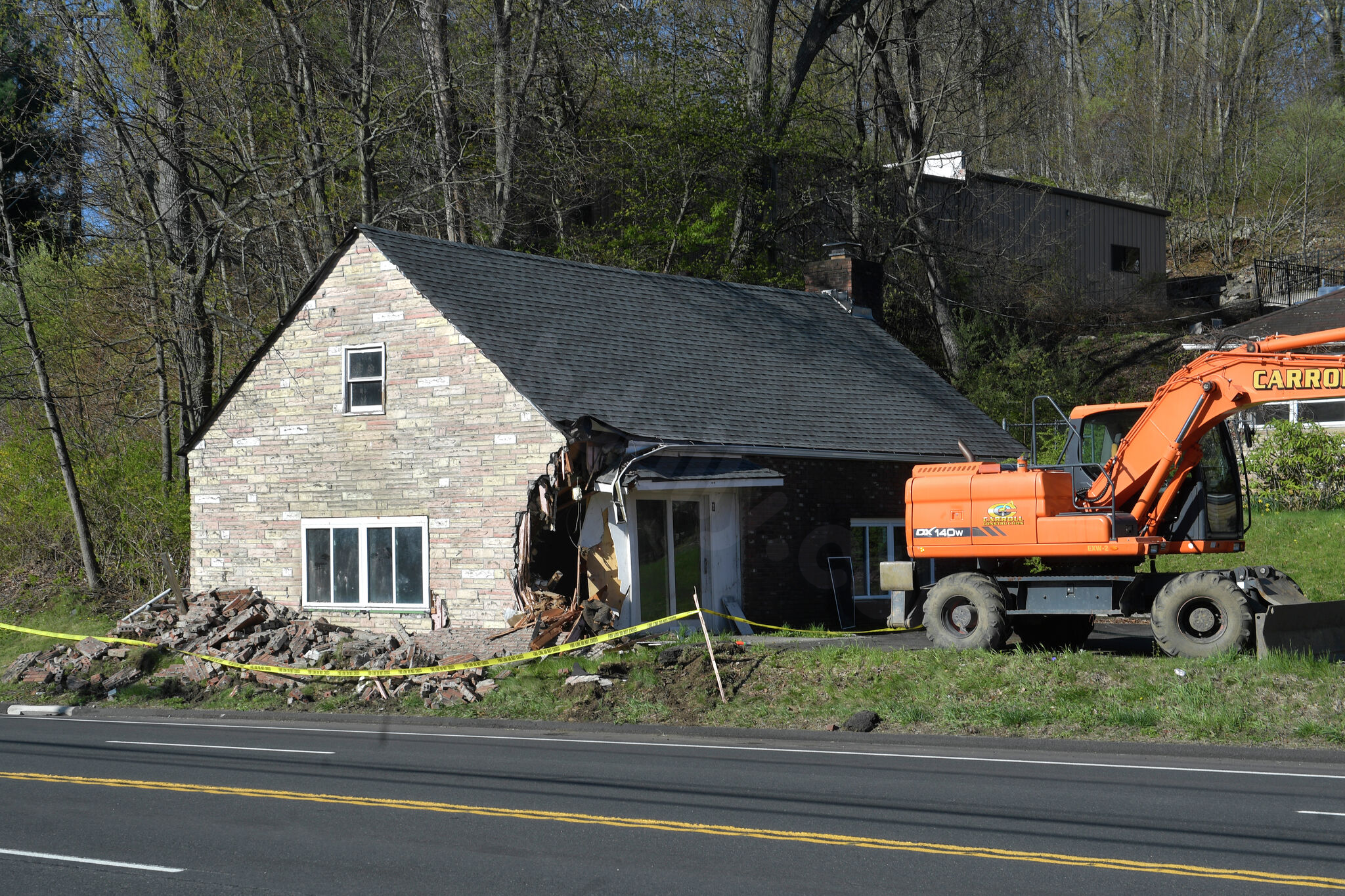 Danbury woman killed after crash into vacant Ridgefield building Sunday, police say